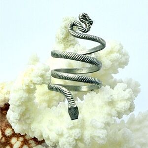 Vintage Snake Reptile Serpent Silver Tone Adjustable Wrap Ring Size 7